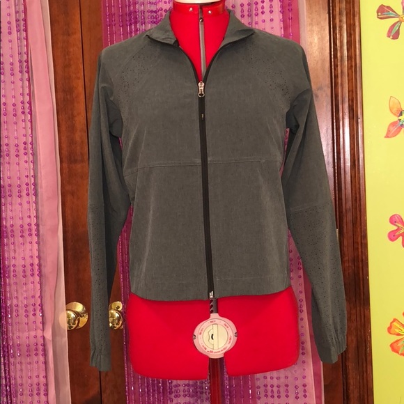 CALIA by Carrie Underwood Women/'s Woven Full Zip Jacket SMALL